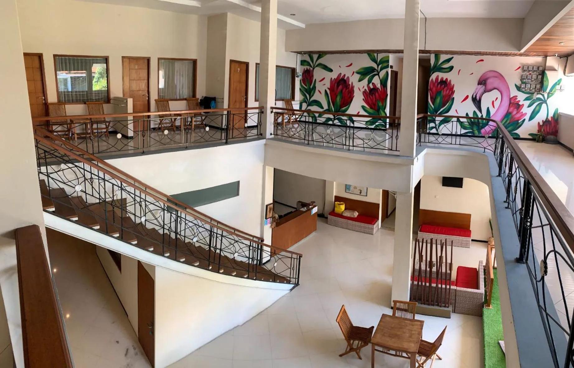 Kuta Suci Guesthouse Экстерьер фото