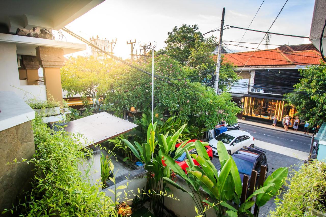 Kuta Suci Guesthouse Экстерьер фото