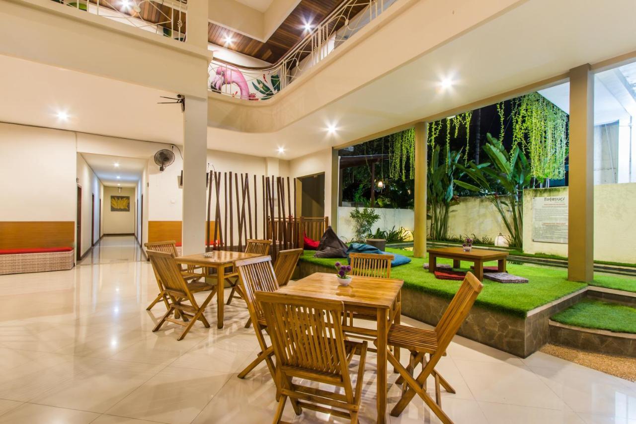 Kuta Suci Guesthouse Экстерьер фото